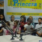 Programa Rádio Escola aconteceu na Princesa FM