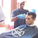 Jovem barbeiro chama a atenção pelo seu trabalho