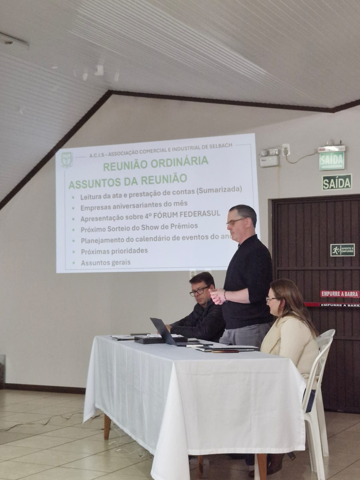 Informações sobre a reunião mensal da Acis